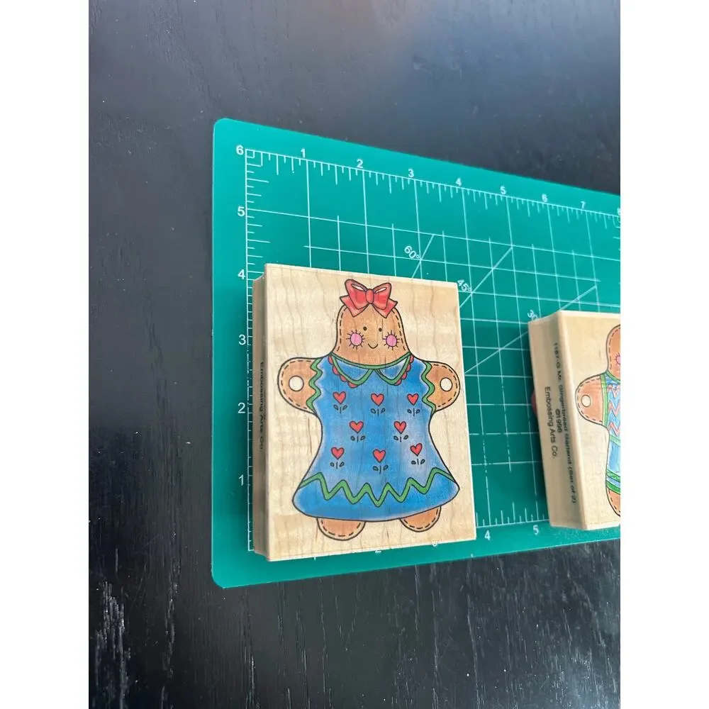 Vtg 98 Set of 2 Wood Mounted Rubber Stamp- Mr & Mrs Gingerbread Garland preowned